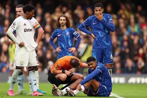 دفعة معنوية للبلوز... تشيلسي يستعيد أحد نجومه رغم إعلان غيابه لنهاية الموسم